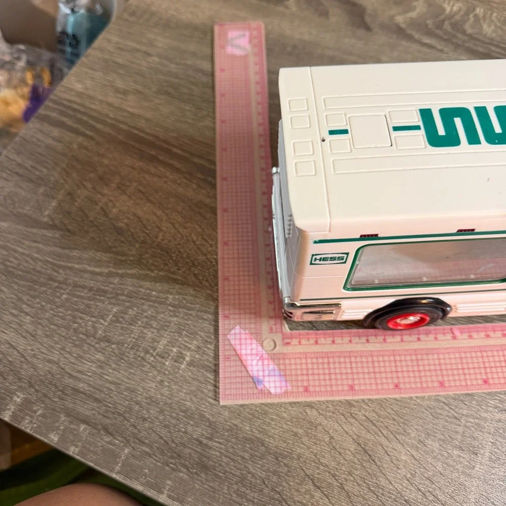 Hess Toy Truck 1998 Recreational Vehicle RV White Green Chrome Vintage Toy